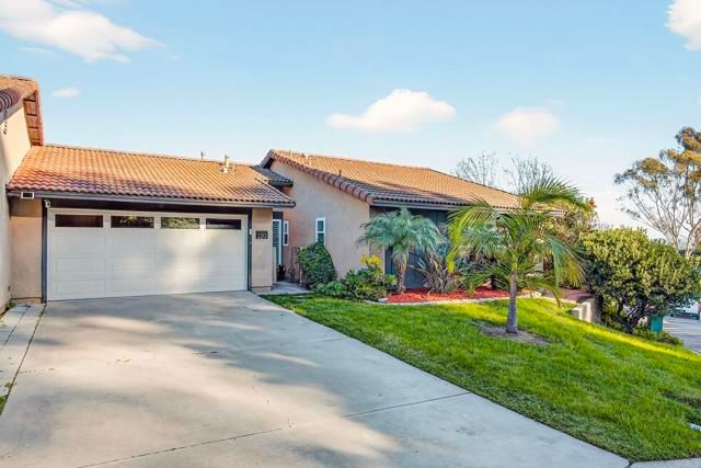220 Vista Montana Way, Oceanside, CA 92054