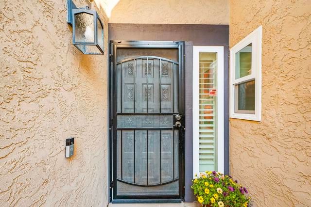 220 Vista Montana Way, Oceanside, CA 92054