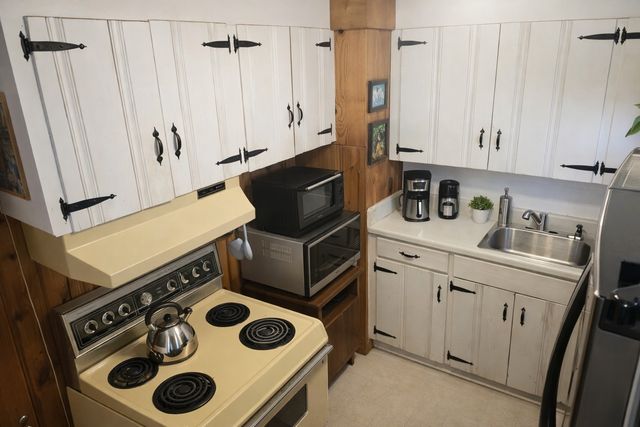 1602 Electric Ave, Nashville, TN 37206