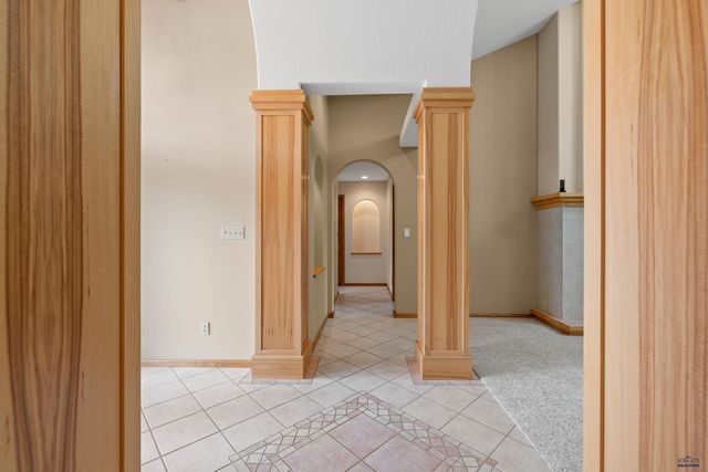 1240 KINGS RD, Rapid City, SD 57702