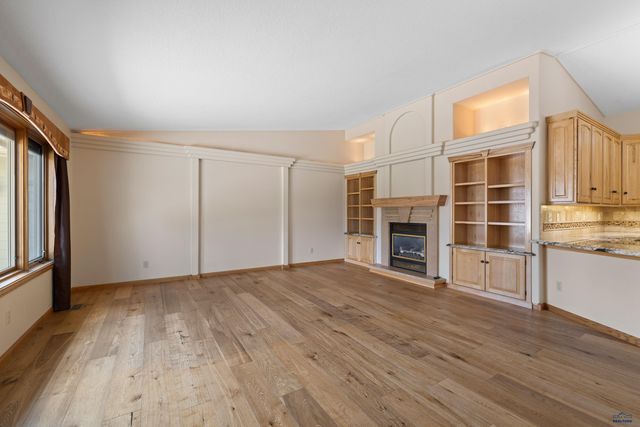 1240 KINGS RD, Rapid City, SD 57702