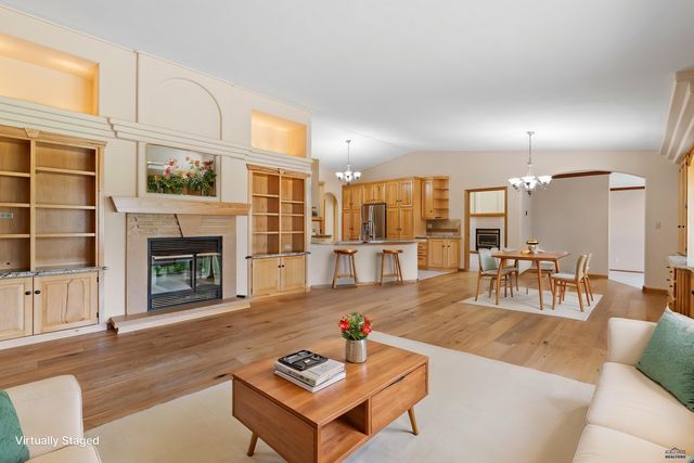 1240 KINGS RD, Rapid City, SD 57702