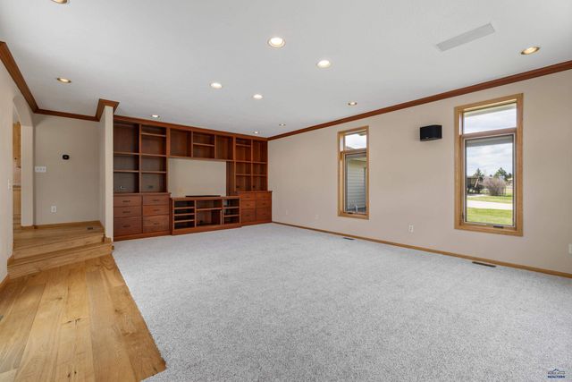 1240 KINGS RD, Rapid City, SD 57702