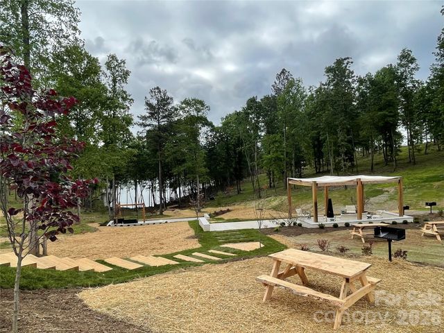 2308 Jumping Run 34, Connelly Springs, NC 28612