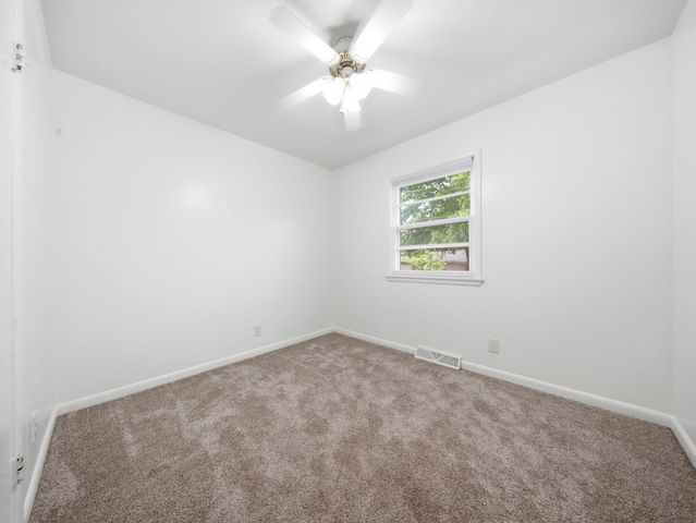 2926 E Lombard Street, Springfield, MO 65802