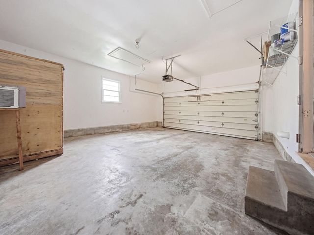 2926 E Lombard Street, Springfield, MO 65802