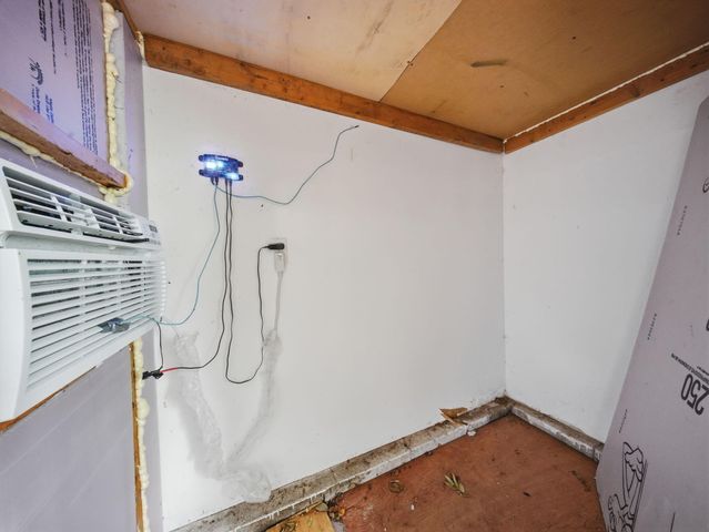 2926 E Lombard Street, Springfield, MO 65802