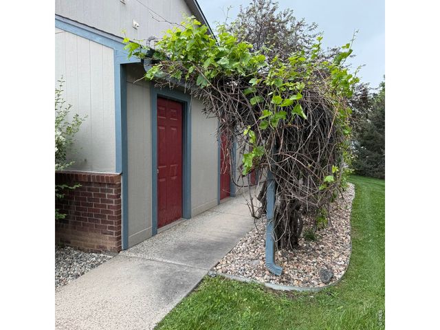 3201 W County Road 54G F-4, Laporte, CO 80535