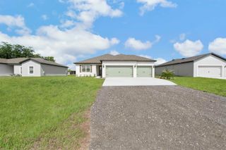392 SW Paw Court, Port St. Lucie, FL 34953