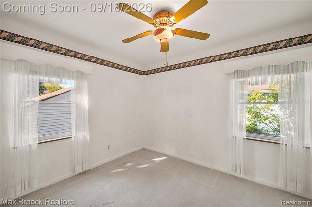 22665 Madison Street, Saint Clair Shores, MI 48081