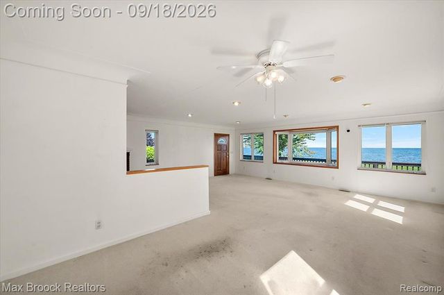 22665 Madison Street, Saint Clair Shores, MI 48081