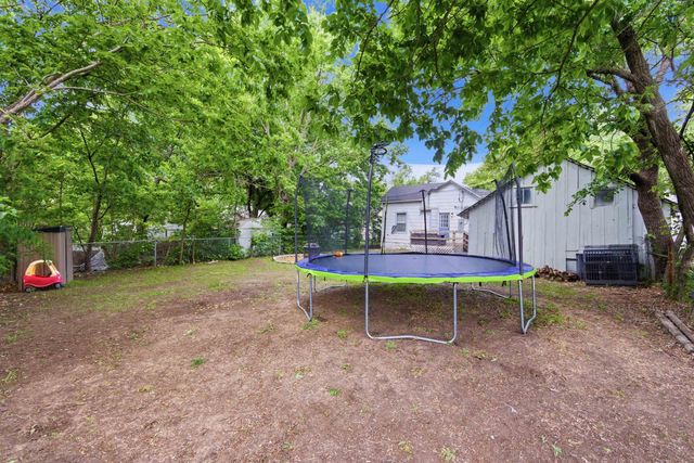 630 N Santa Fe, Augusta, KS 67010