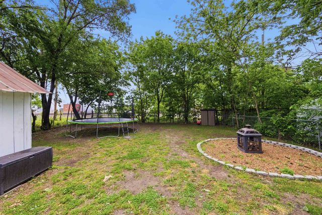 630 N Santa Fe, Augusta, KS 67010