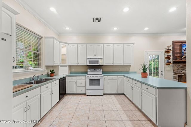 3931 U.S. 1, Mims, FL 32754