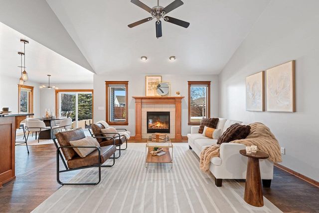 2155 MAHOGANY TRAIL, De Pere, WI 54115