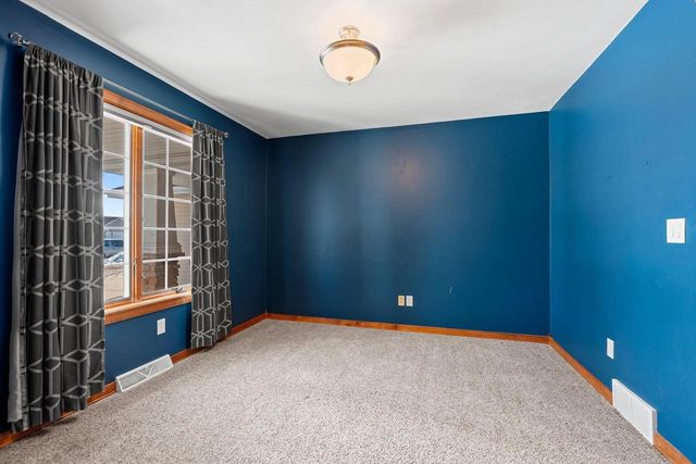 2155 MAHOGANY TRAIL, De Pere, WI 54115