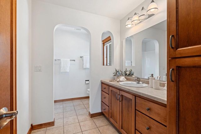 2155 MAHOGANY TRAIL, De Pere, WI 54115