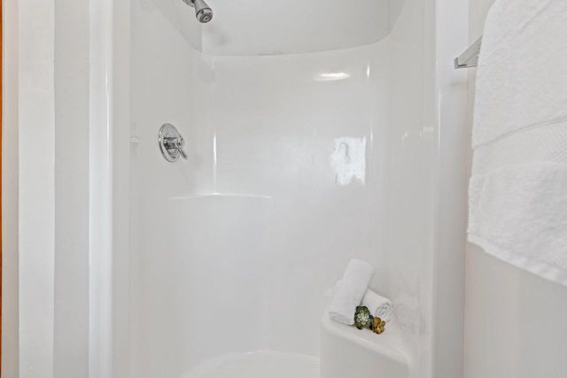 2155 MAHOGANY TRAIL, De Pere, WI 54115