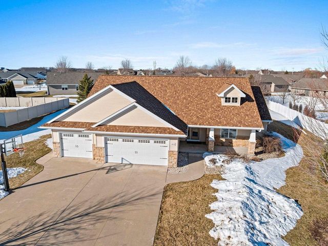 2155 MAHOGANY TRAIL, De Pere, WI 54115