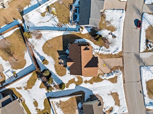 2155 MAHOGANY TRAIL, De Pere, WI 54115