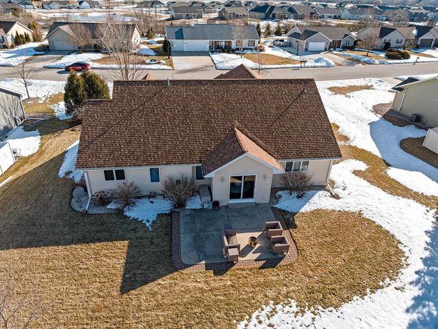 2155 MAHOGANY TRAIL, De Pere, WI 54115