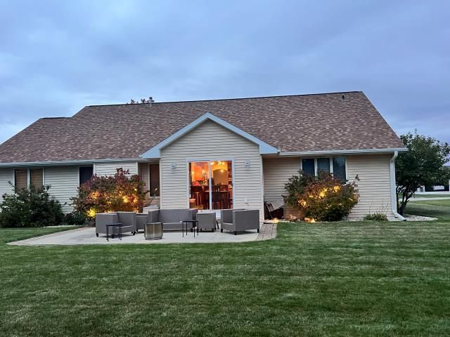 2155 MAHOGANY TRAIL, De Pere, WI 54115
