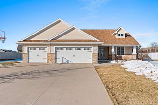 2155 MAHOGANY TRAIL, De Pere, WI 54115
