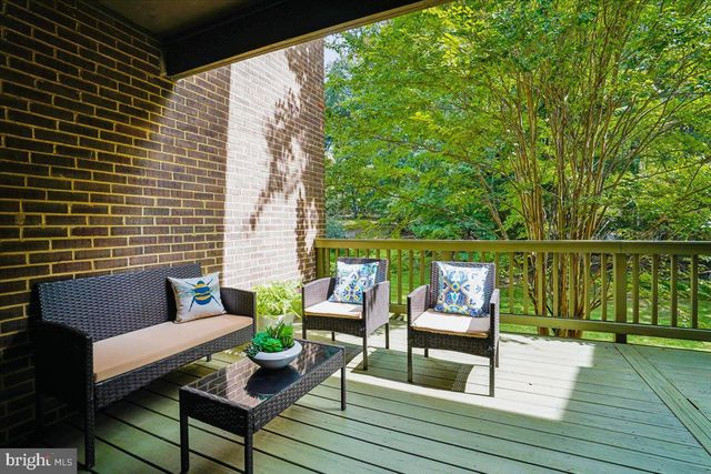 2021 WINGED FOOT CT, Reston, VA 20191