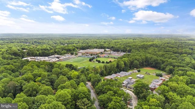 2021 WINGED FOOT CT, Reston, VA 20191