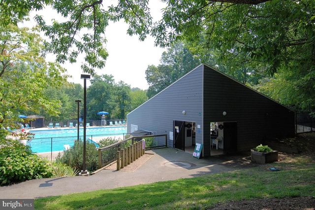 2021 WINGED FOOT CT, Reston, VA 20191