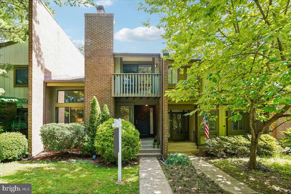 2021 WINGED FOOT CT, Reston, VA 20191