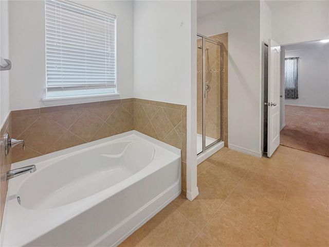 12425 FAIRLAWN DRIVE, Riverview, FL 33579