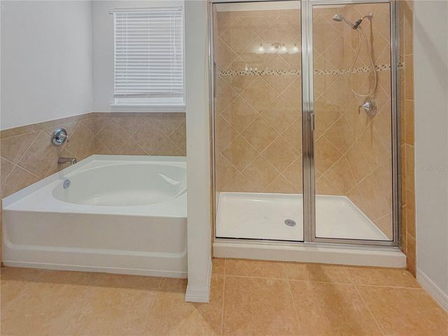 12425 FAIRLAWN DRIVE, Riverview, FL 33579