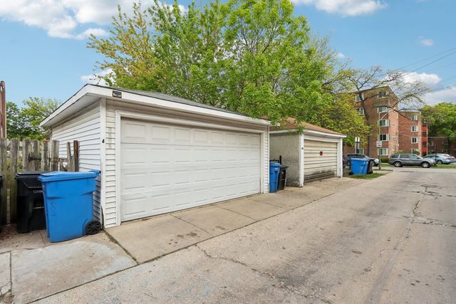 6131 N Wolcott Avenue, Chicago, IL 60660