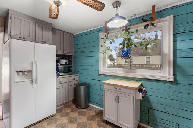 3731 2nd Street NE, Columbia Heights, MN 55421