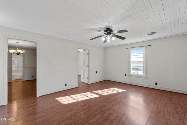 300 Opie Arnold Road, Limestone, TN 37681