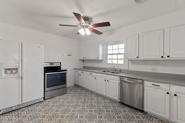 300 Opie Arnold Road, Limestone, TN 37681