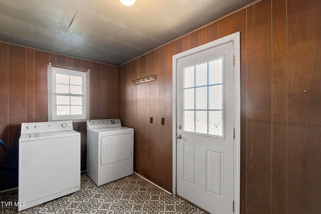 300 Opie Arnold Road, Limestone, TN 37681