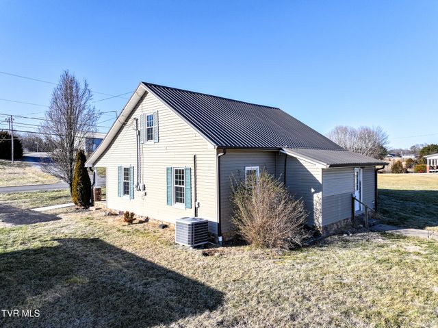 300 Opie Arnold Road, Limestone, TN 37681