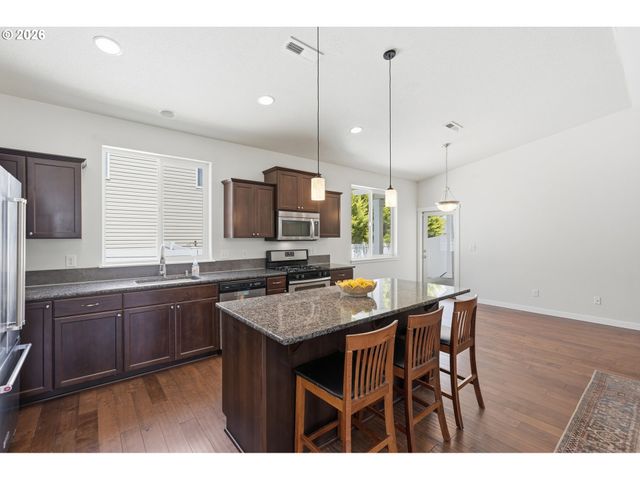 7602 Ne 61ST Way, Vancouver, WA 98662