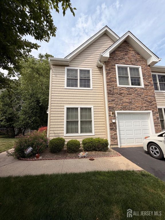 31 Osprey Drive, Old Bridge, NJ 08857