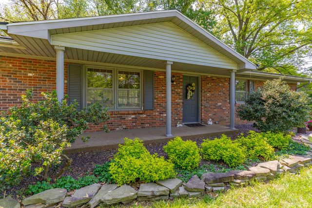 1220 Schenk Road, Evansville, IN 47720