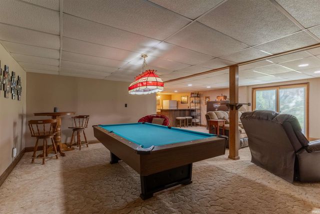 1220 Schenk Road, Evansville, IN 47720