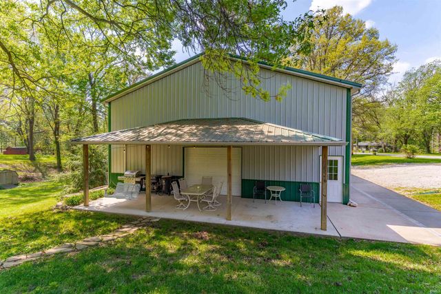 1220 Schenk Road, Evansville, IN 47720
