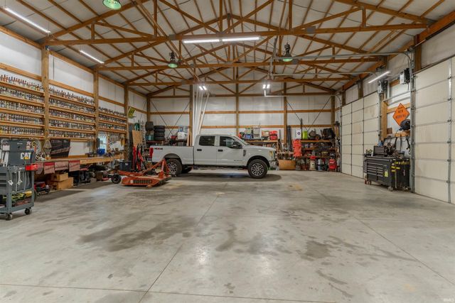 1220 Schenk Road, Evansville, IN 47720