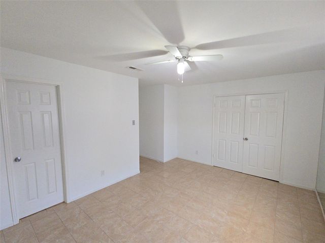 14333 Memorial Drive 91, Houston, TX 77079