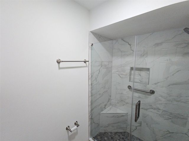 14333 Memorial Drive 91, Houston, TX 77079