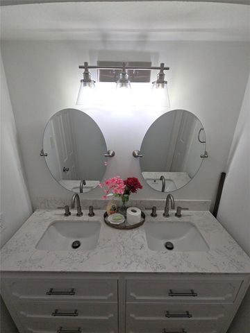 14333 Memorial Drive 91, Houston, TX 77079