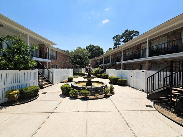 14333 Memorial Drive 91, Houston, TX 77079