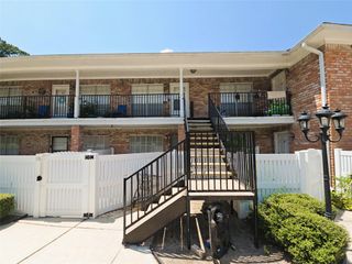 14333 Memorial Drive 91, Houston, TX 77079
